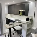 - Magnifique Moderne * Cannes