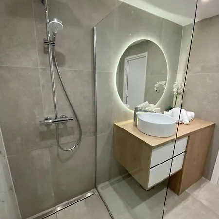 - Magnifique Moderne Апартаменты *