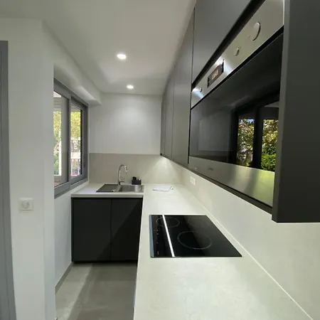 - Magnifique Moderne 칸느